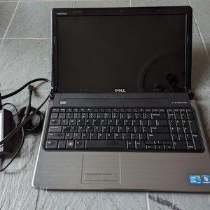 Dell Inspiron 1564 Laptop 15.6"